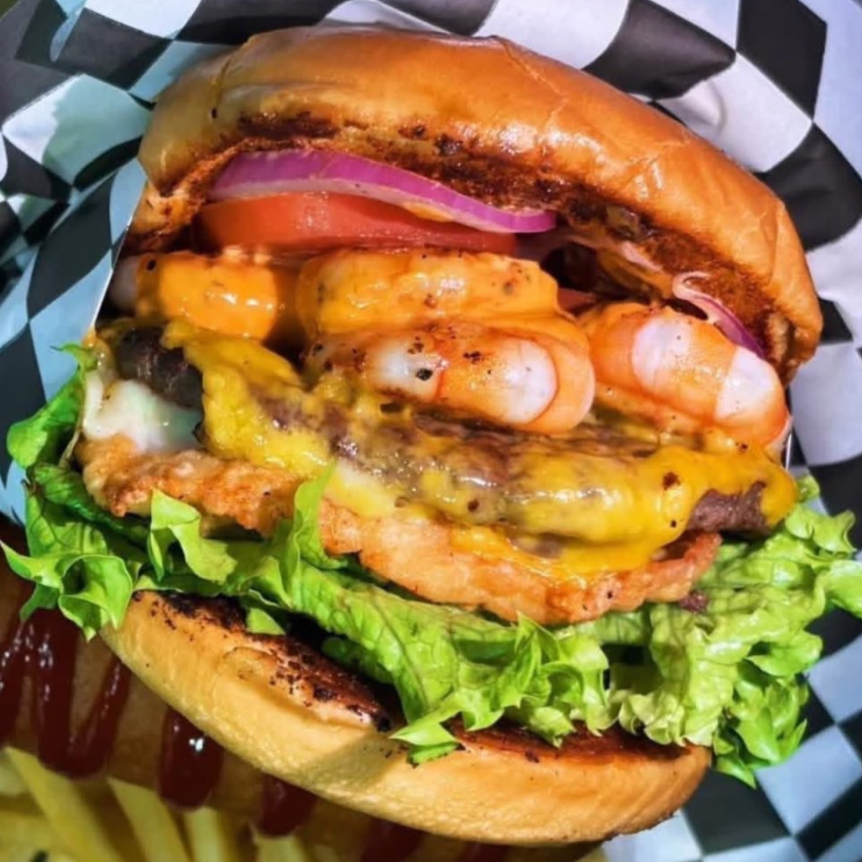 Burger Cielo, Mar y Tierra