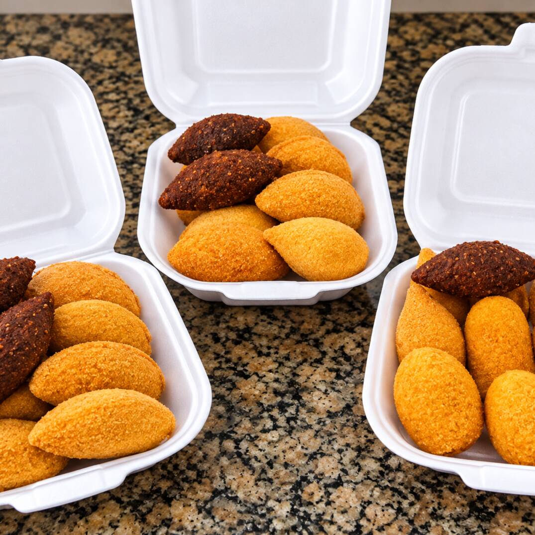 Disponíveis:
*coxinha frango *risole de carne Risole de pizza
*Quibe c/ carne *enr.salsicha *risole milho verde