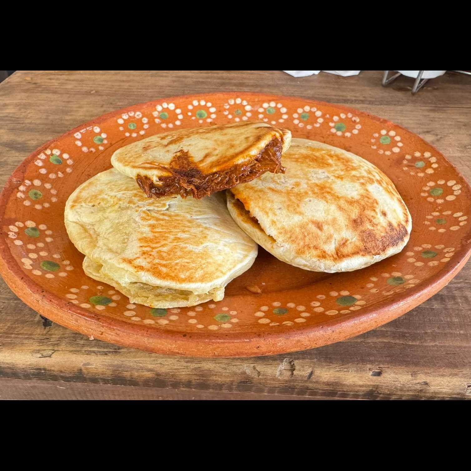Pollo con mole (harina)