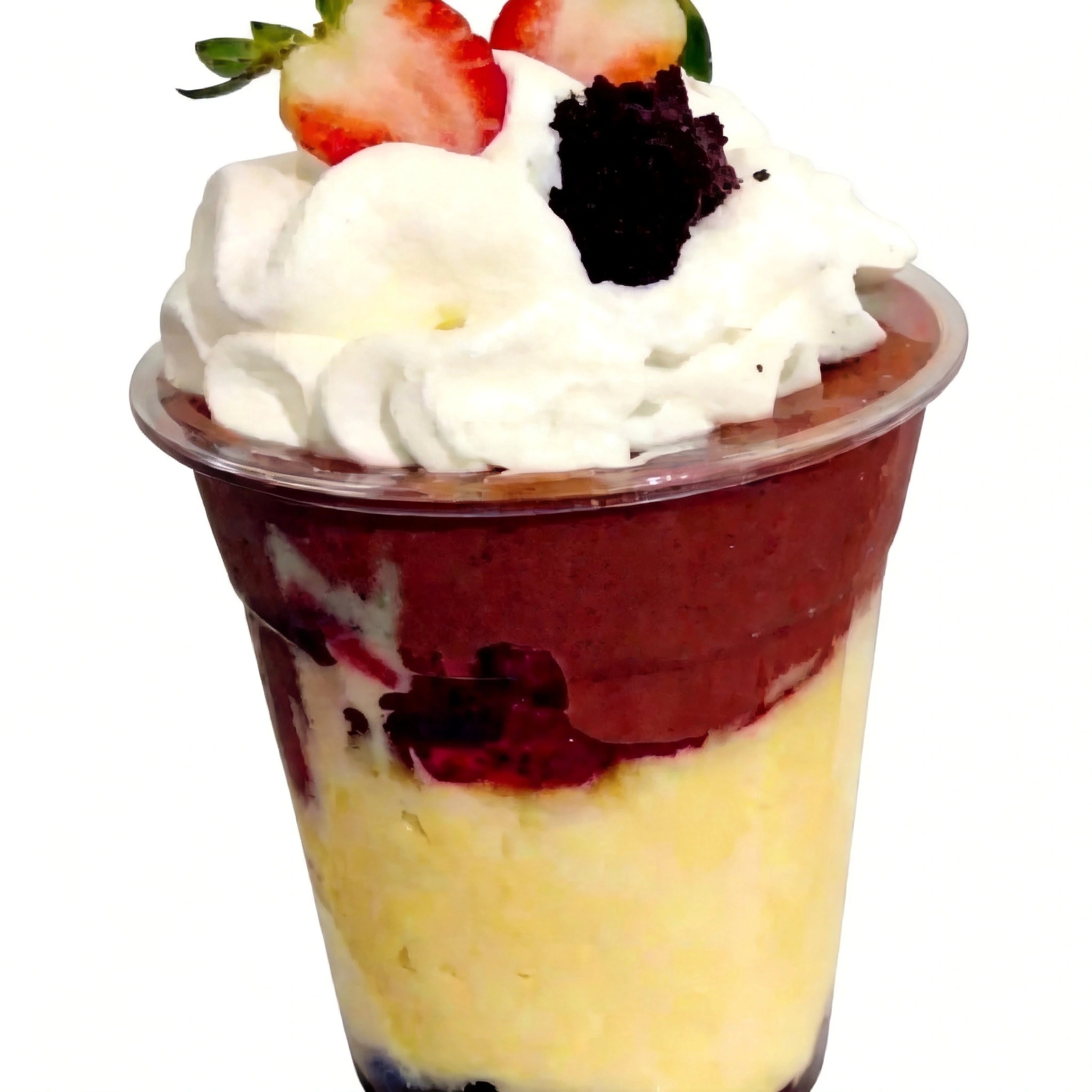 Brownie, Brigadeiro Branco, Morangos Em Fatia, Creme De Chocolate Meio Amargo, Coberto Com Chantilly.