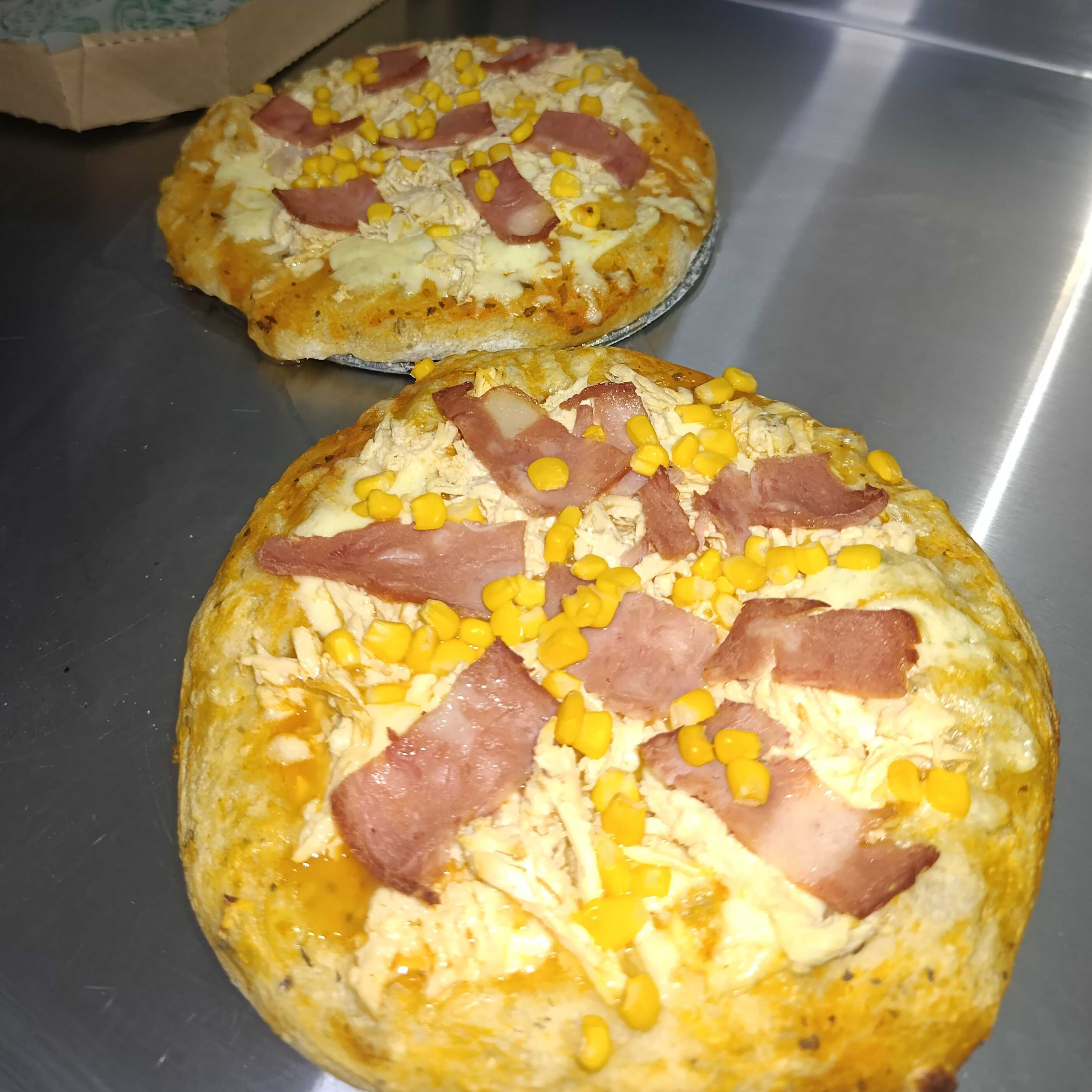 Promo 2 Pizzas Personales mas Bebida