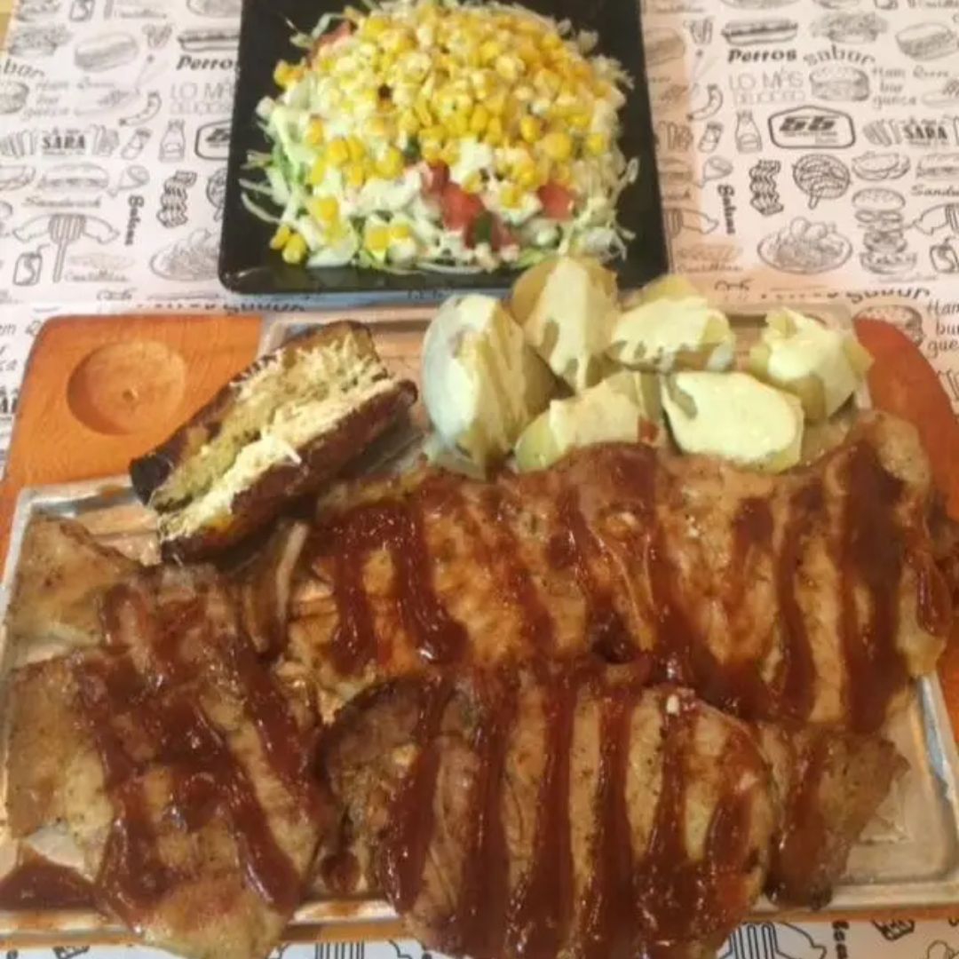 Vaquerito de Cerdo Asado + Bebida
