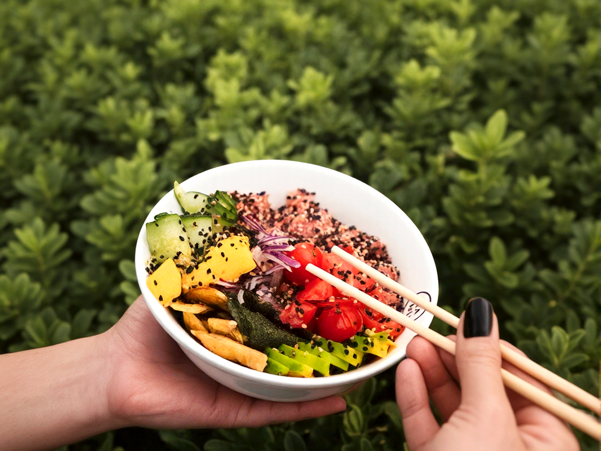 Nanu Poke & Salad Pátio Batel