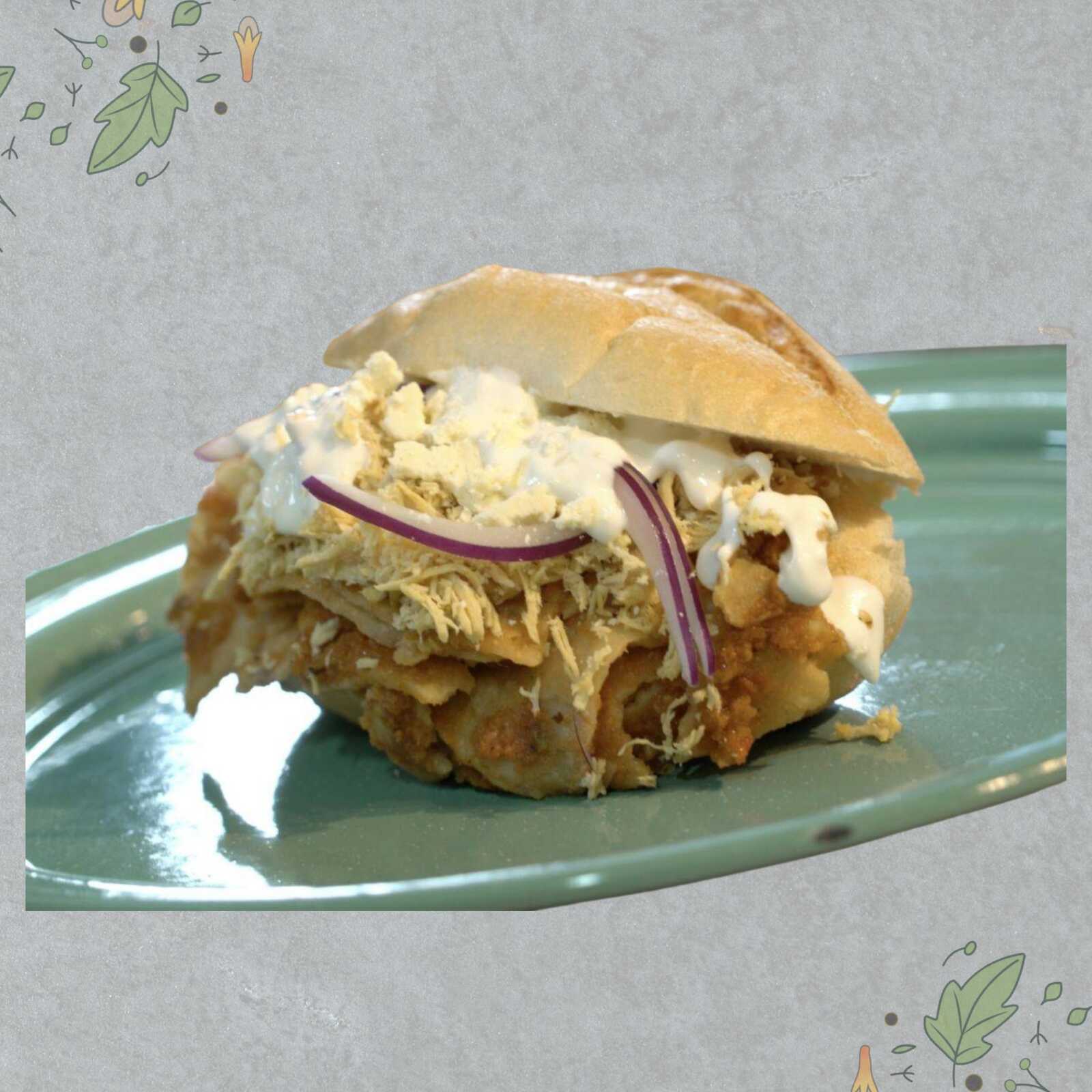 Torta de Chilaquiles con Pollo