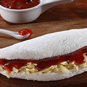 mussarela, cream chease e goiabada cremosa.