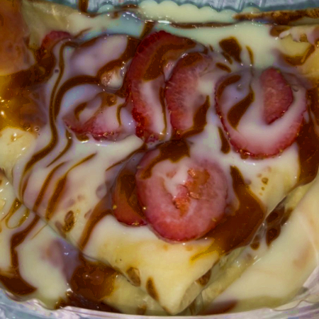 2 CREPAS DE LECHERA, CAJETA Y FRESA