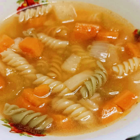 Sopa de Verduras con Pasta