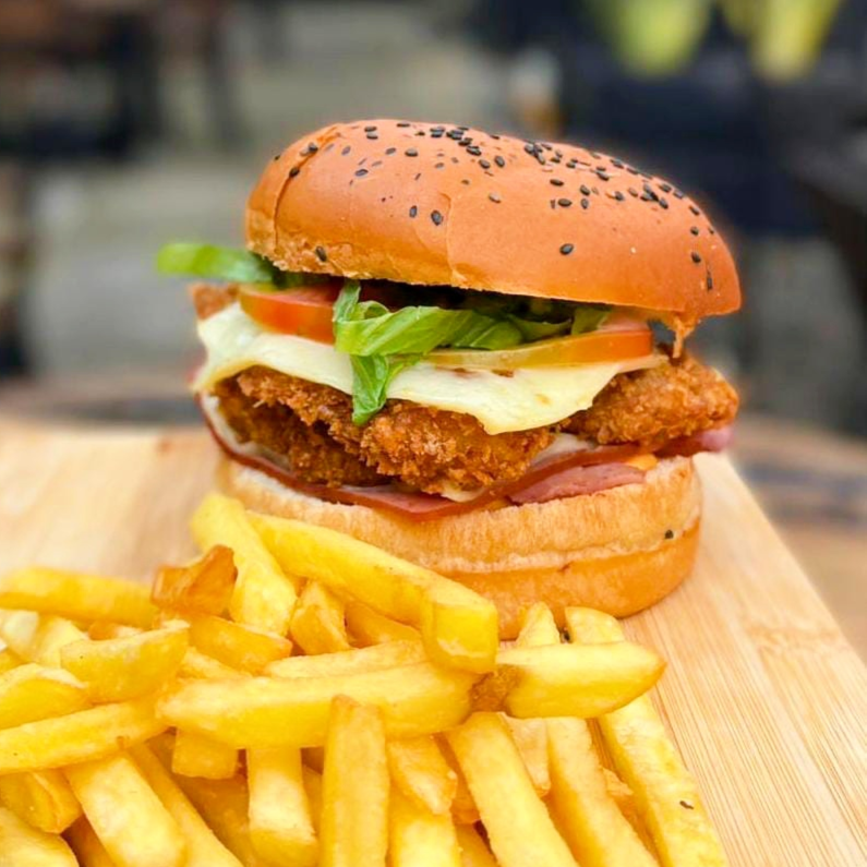 Valluna Burger + Papas + Gaseosa