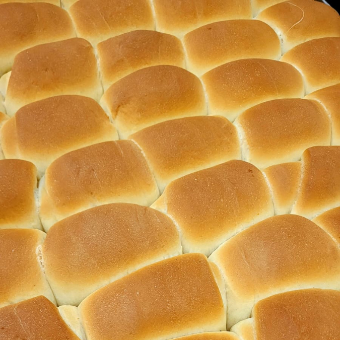 Pão fofinho em tamanho ideal para lanches práticos e deliciosos.