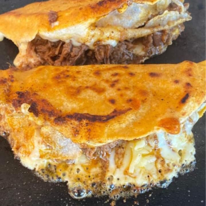 Quesabirria de Chivo