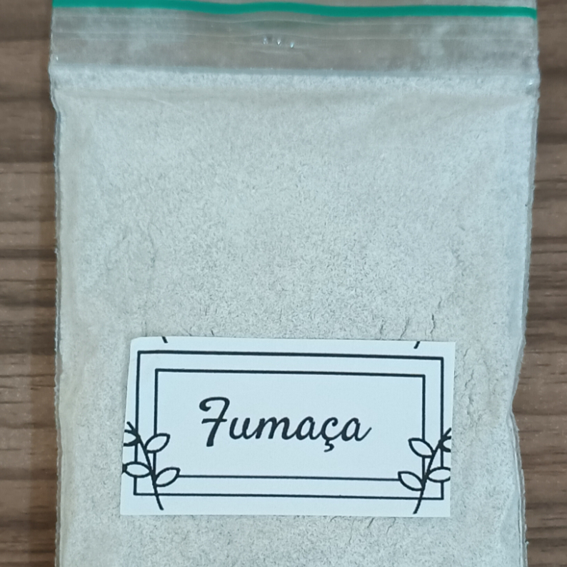 Fumaça em pó usada para dar um toque de defumação nas suas carnes.