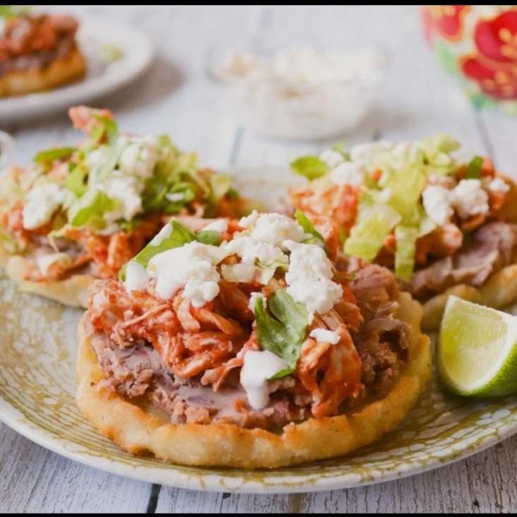 2 Sopes + Postre.