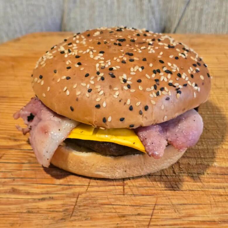 Hamburguesa de Queso con Papas