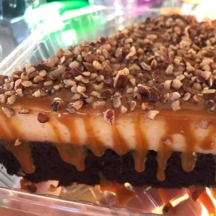 Chocoflan con Cajeta y Nuez