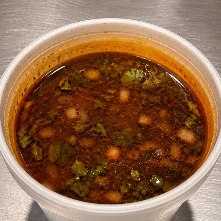 CONSOMÉ CON CARNE Y QUESO