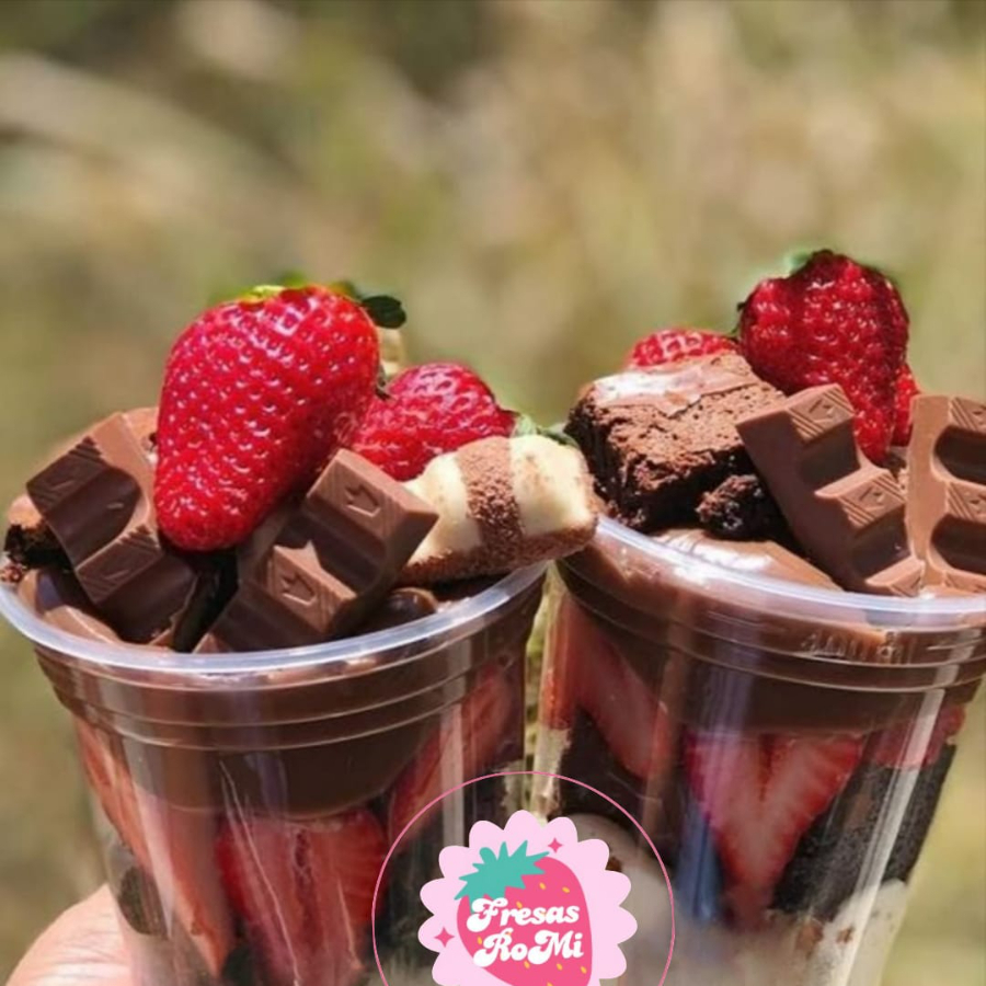 Fresas con Brownie Premium, 22onz