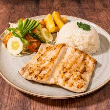 Pescado a la Plancha + Chilcano