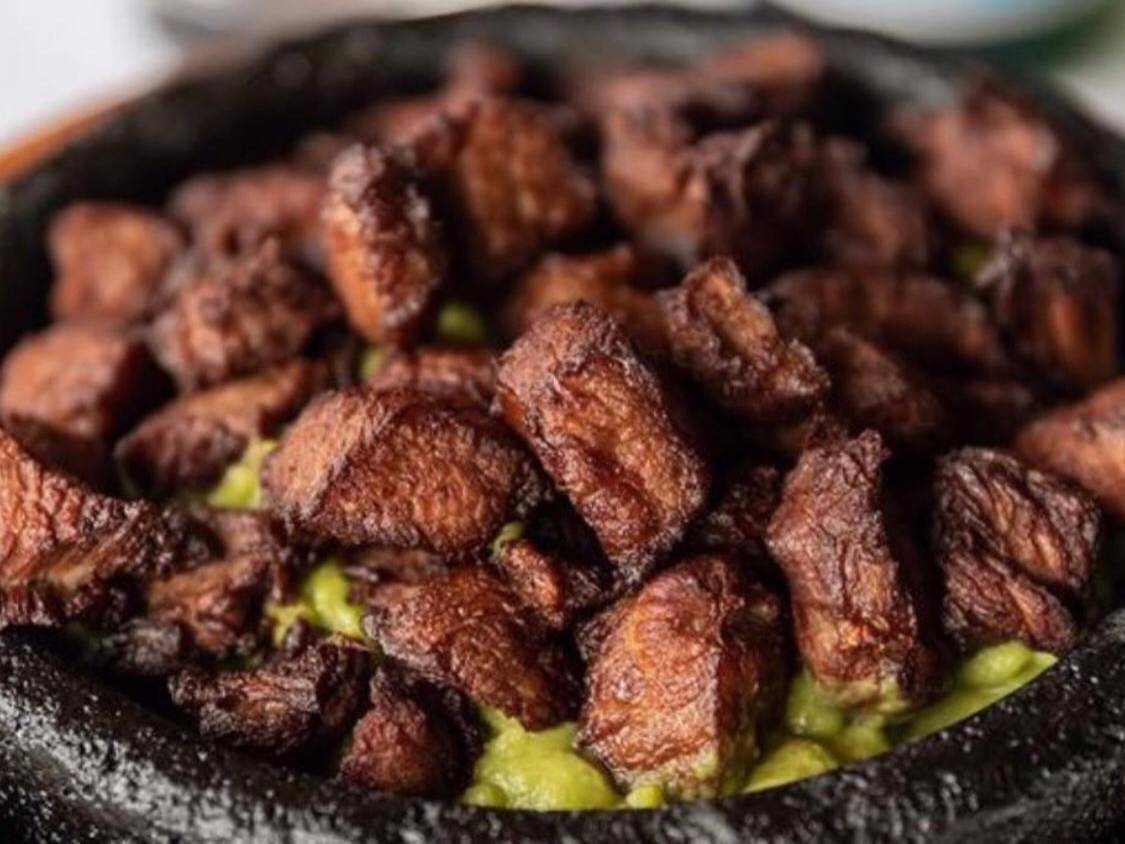 Guacamole con Chicharrón de Rib Eye