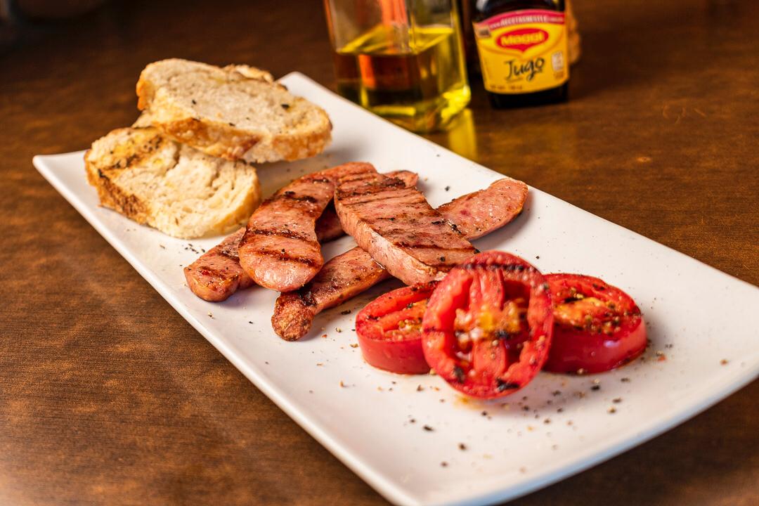 Pan con Chorizo