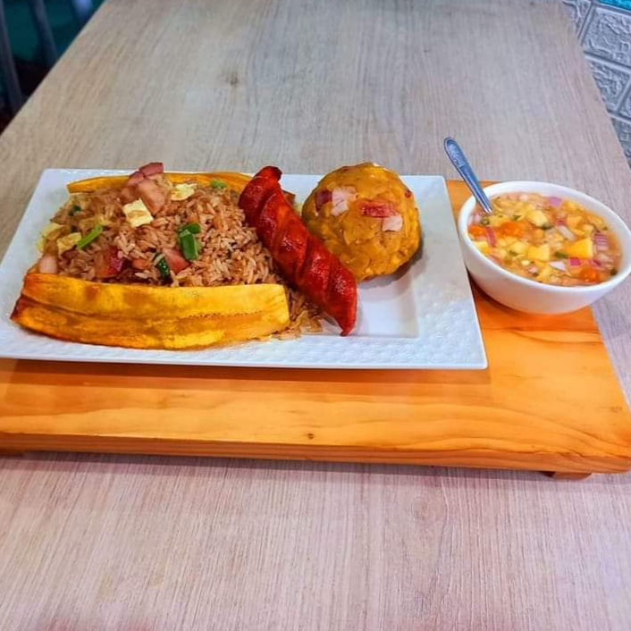 Chaufa Amazónico Mixto Personal