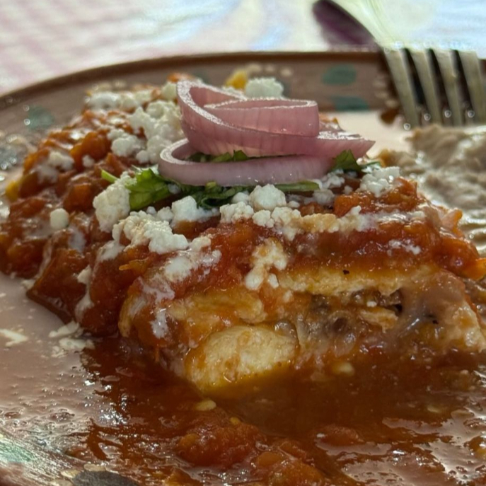 Omelette Relleno de Guiso