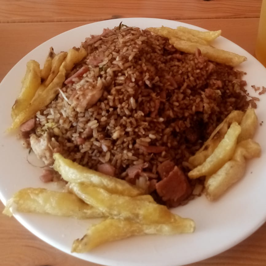Arroz Chino (3 Carnes) + Papas a la Francesa