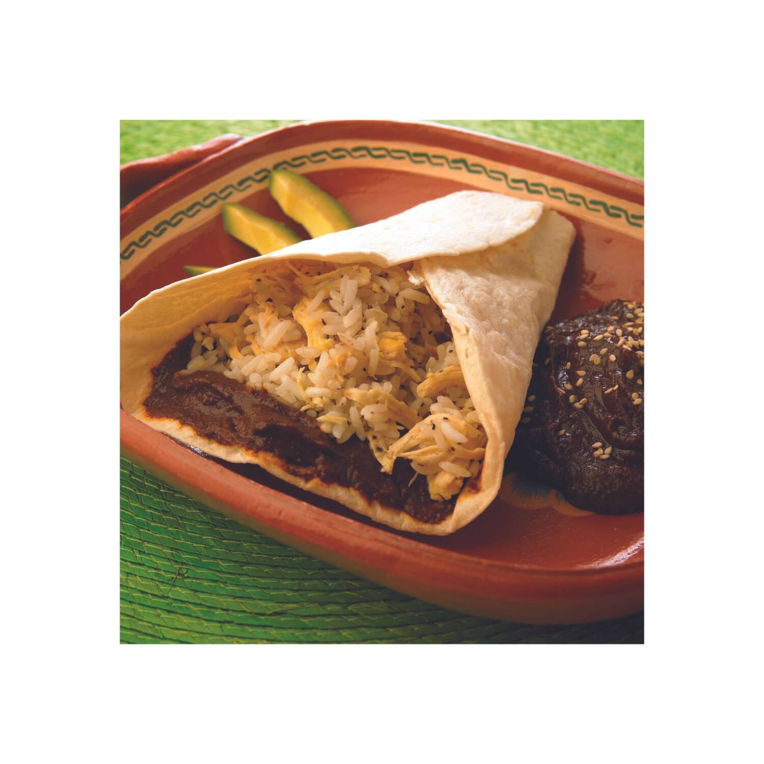 Taco Acorazado de Pollo Mole Rojo