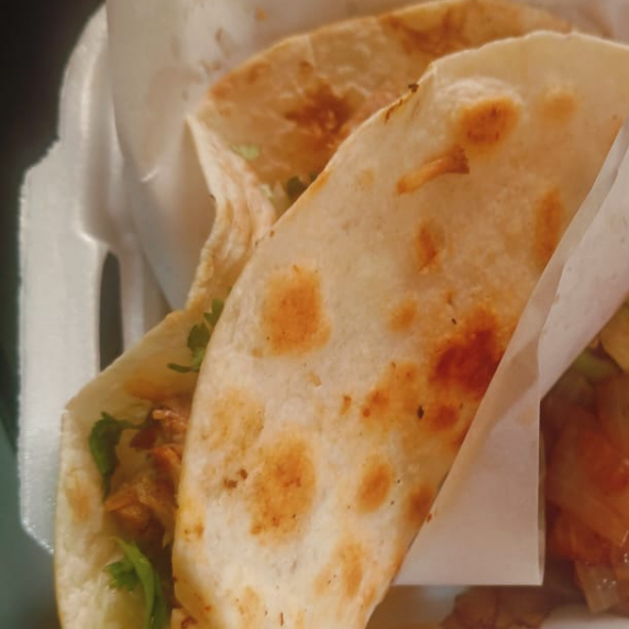 1 Quesadilla de Queso y Carne