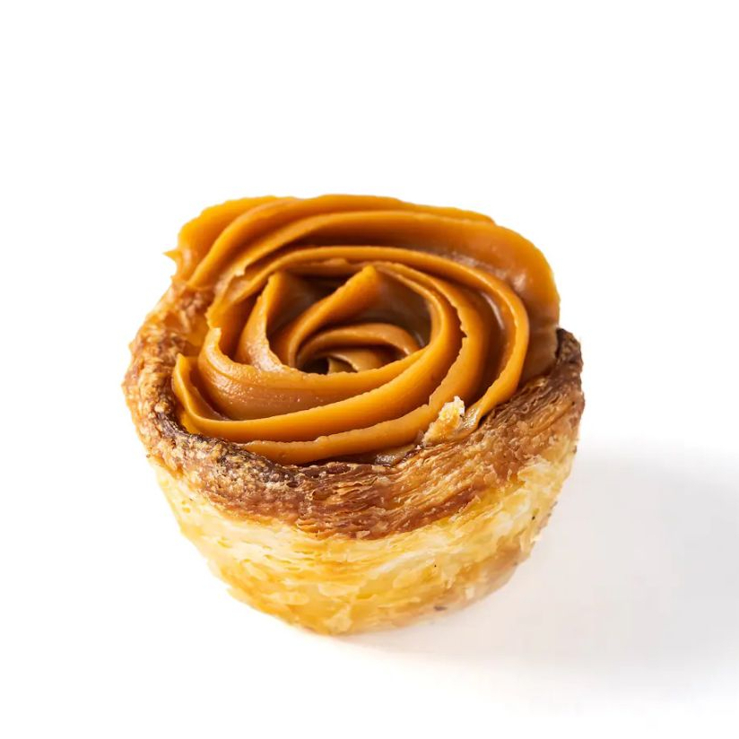 Pastel de nata com doce de leite. Obs.: Este item pode chegar avariado por possuir cobertura.