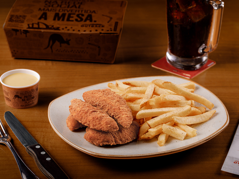 Pedaços crocantes de peito de frango empanado para você mergulhar no delicioso molho honey mustard.
Sem Lactose