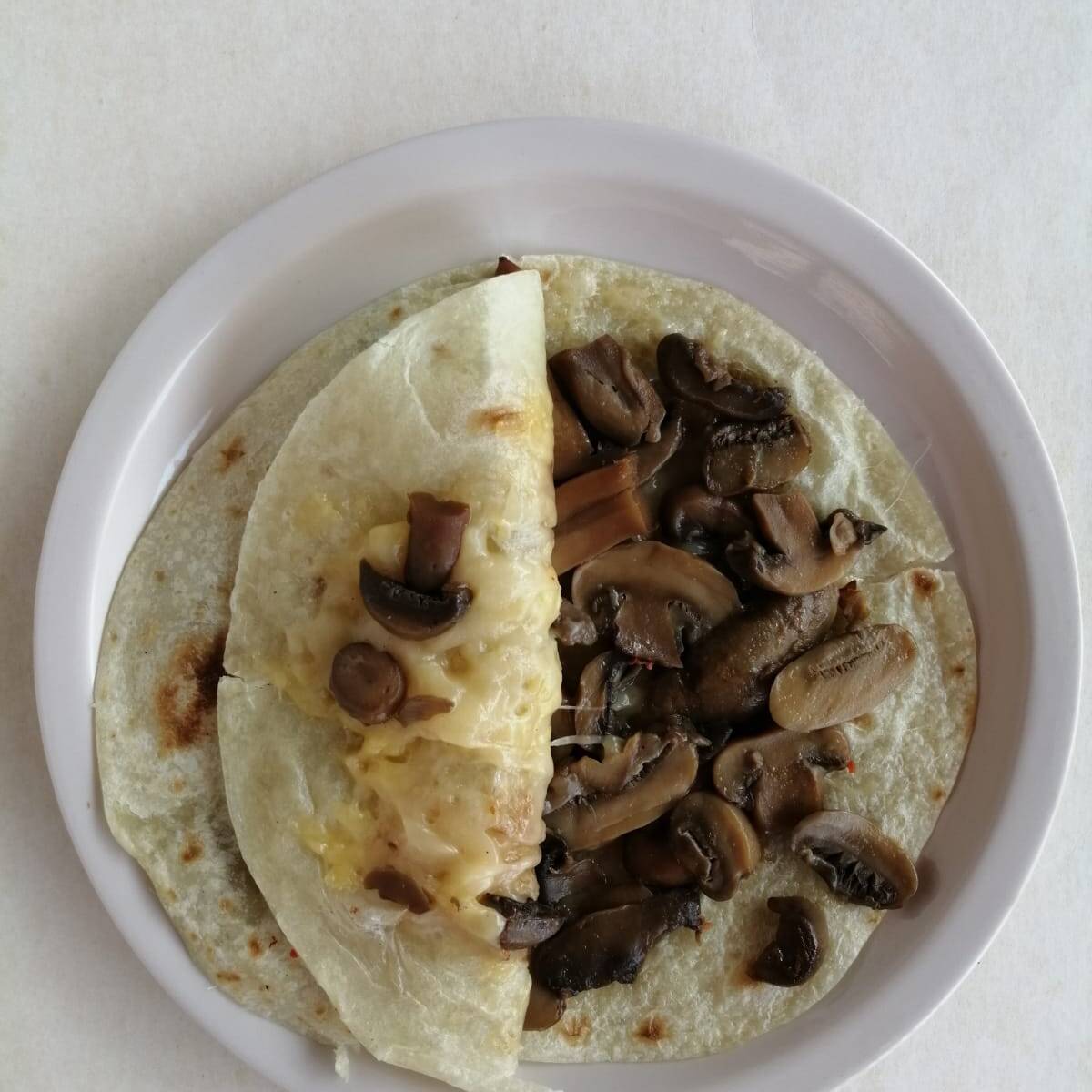 Quesadilla con champiñón
