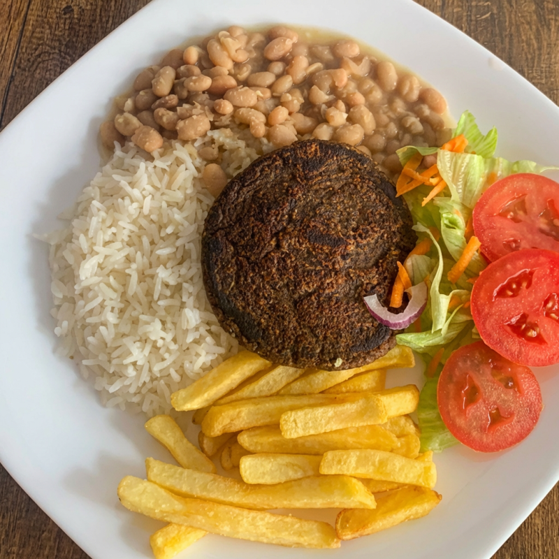 1 unidade de hambúrguer de soja temperada, acompanha arroz, feijão, batata frita e salada <3