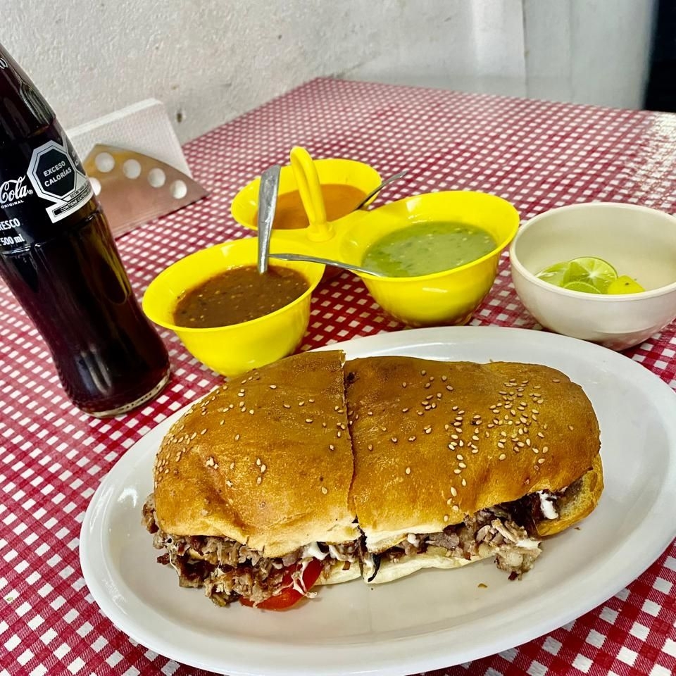 Torta de Suadero
