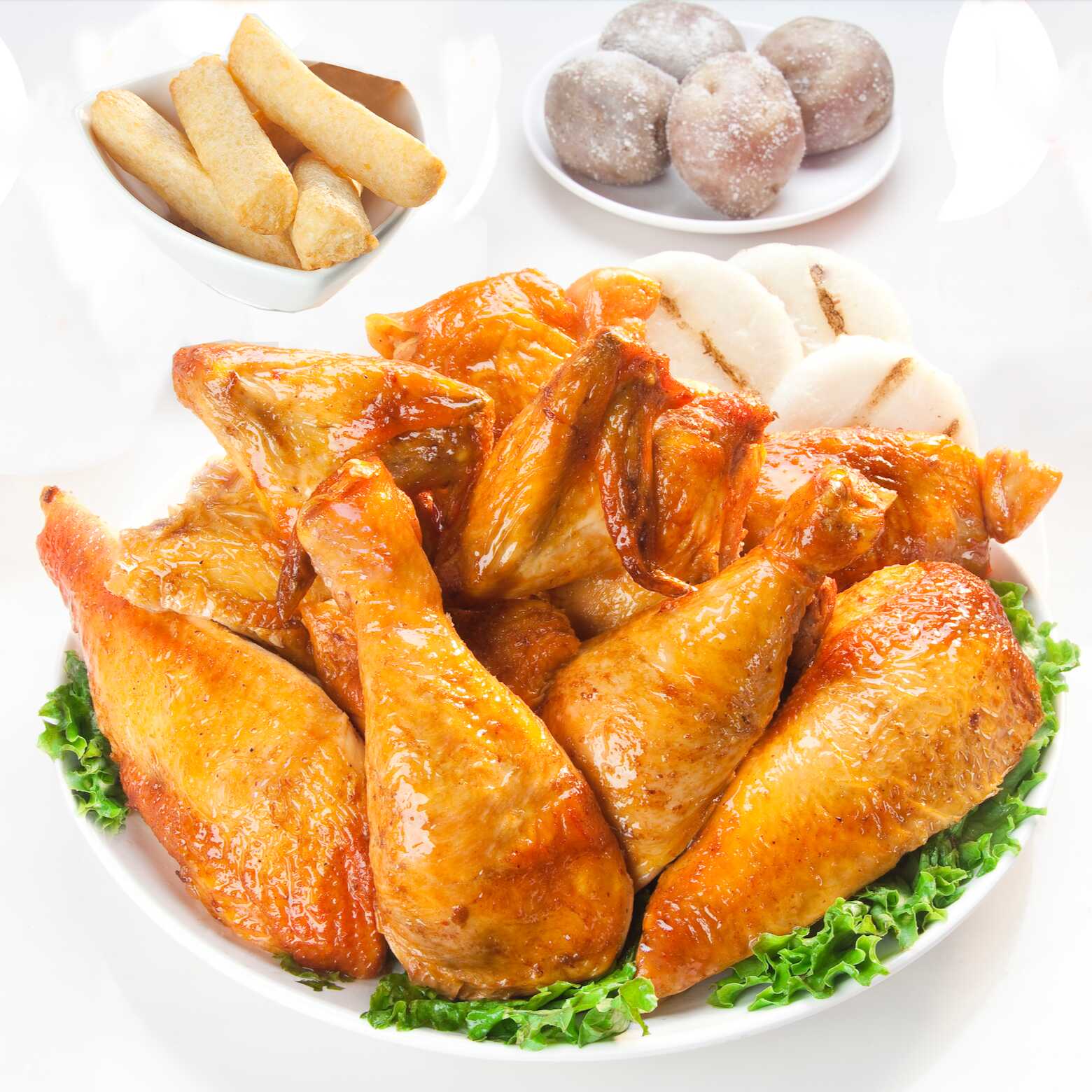 1 Pollo + 3 Acompañamientos