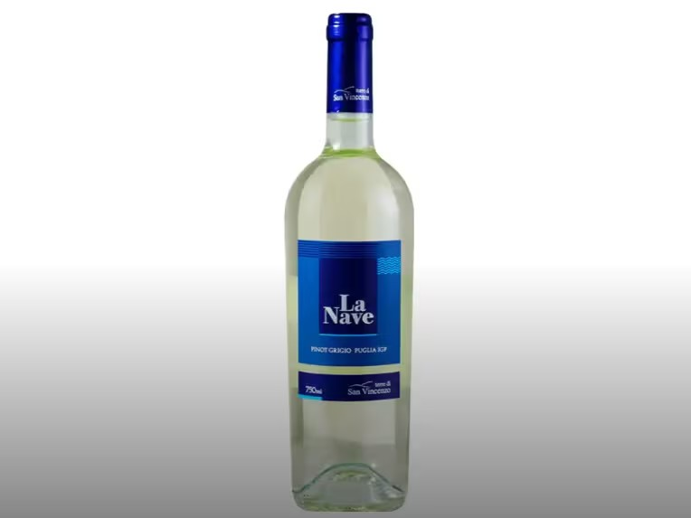 Corpo médio e fresco com notas de pêra, maça verde e alecrim. 
Item proibido para menores de 18 (dezoito) anos.