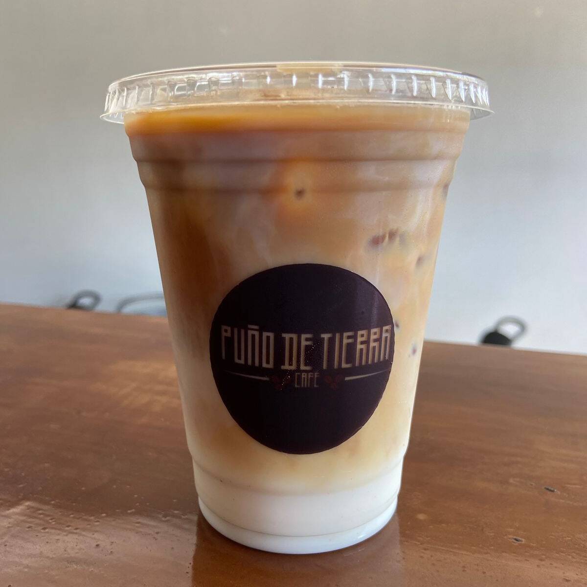 Latte Avellana Grande