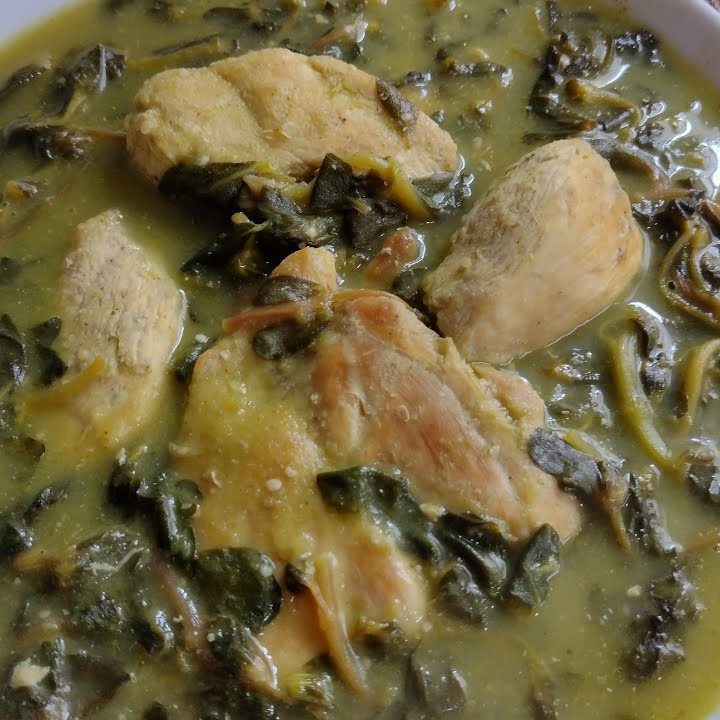 Taco Acorazado Pollo en Salsa Verde con Verdolagas