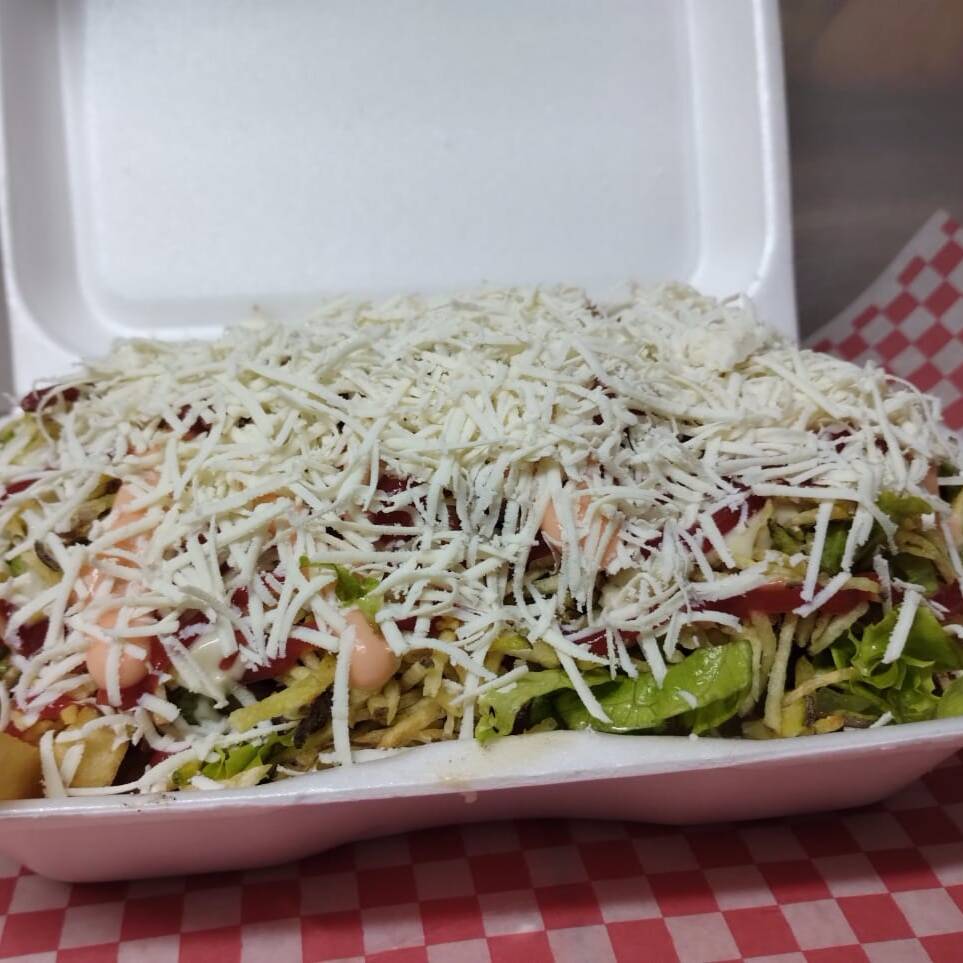 Salchipapa Costeña