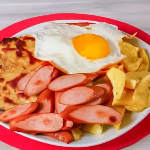 Salchipapa Especial