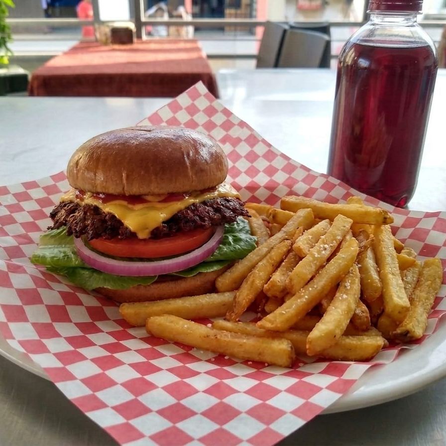 1Smash Burger + 1Papas Fritas (100 Gr)+1Agua