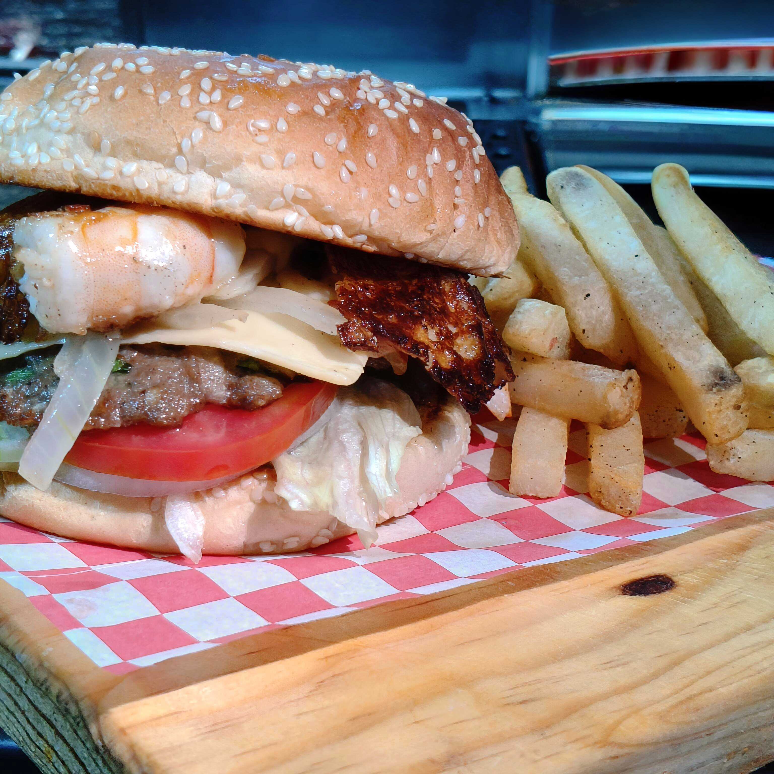 Hamburguesa Mar y Tierra