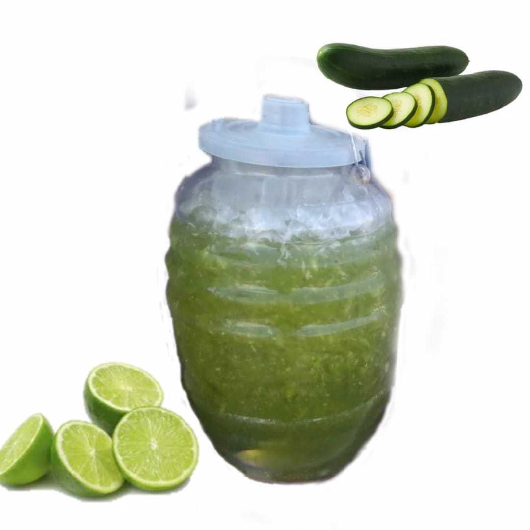 Agua de pepino con limon (1/2 Lt)