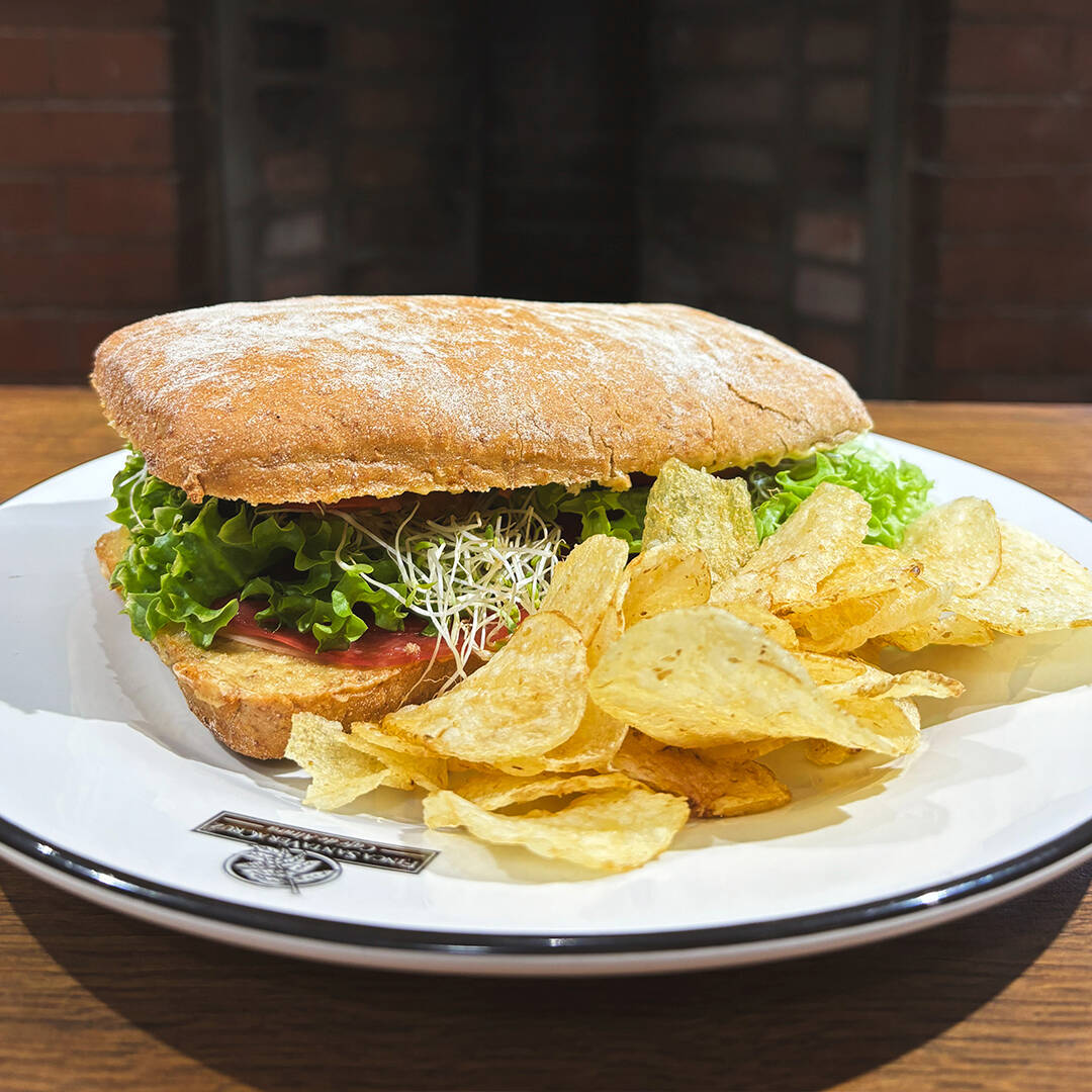 Panini Italiano de Carnes Frías