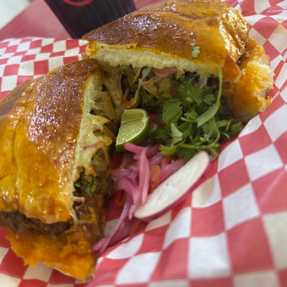 Torta de Birria