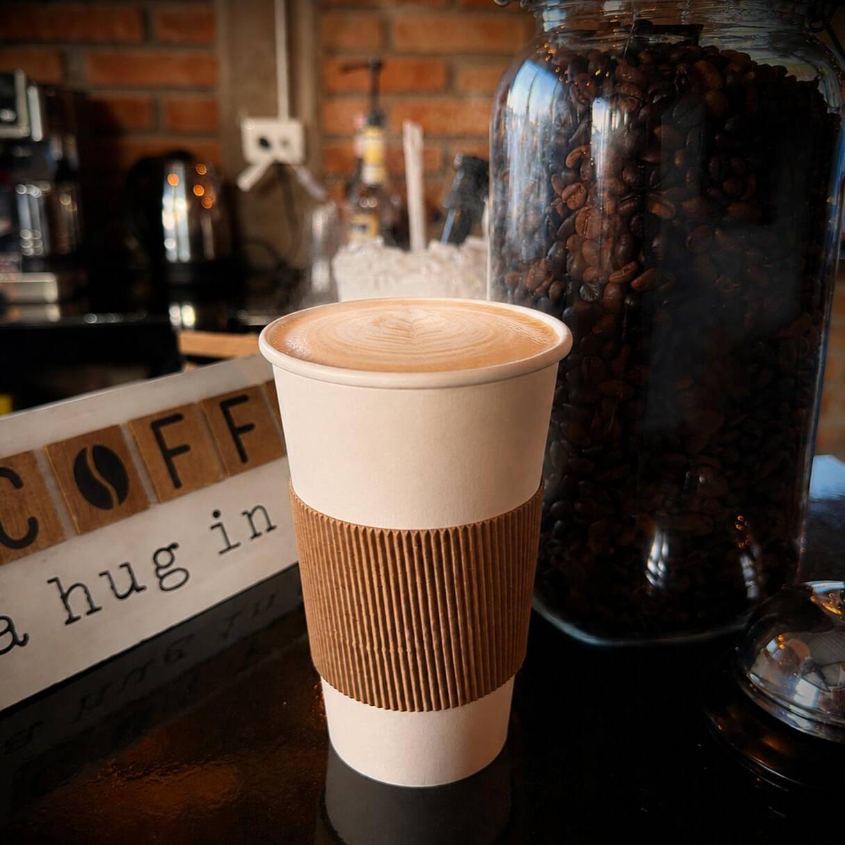 VANILLA CAPPUCCINO 16 Oz