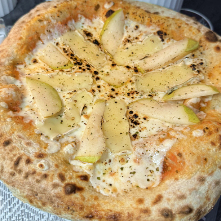Pizza Brie