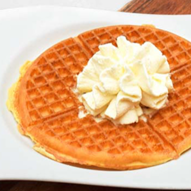 Waffle Sencillo con Crema (1 pza)