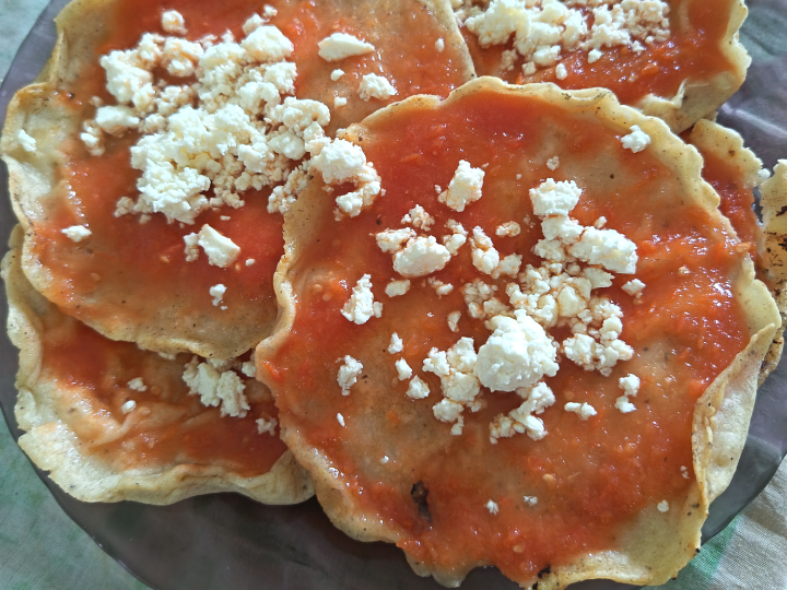 ANTOJITOS LUNA