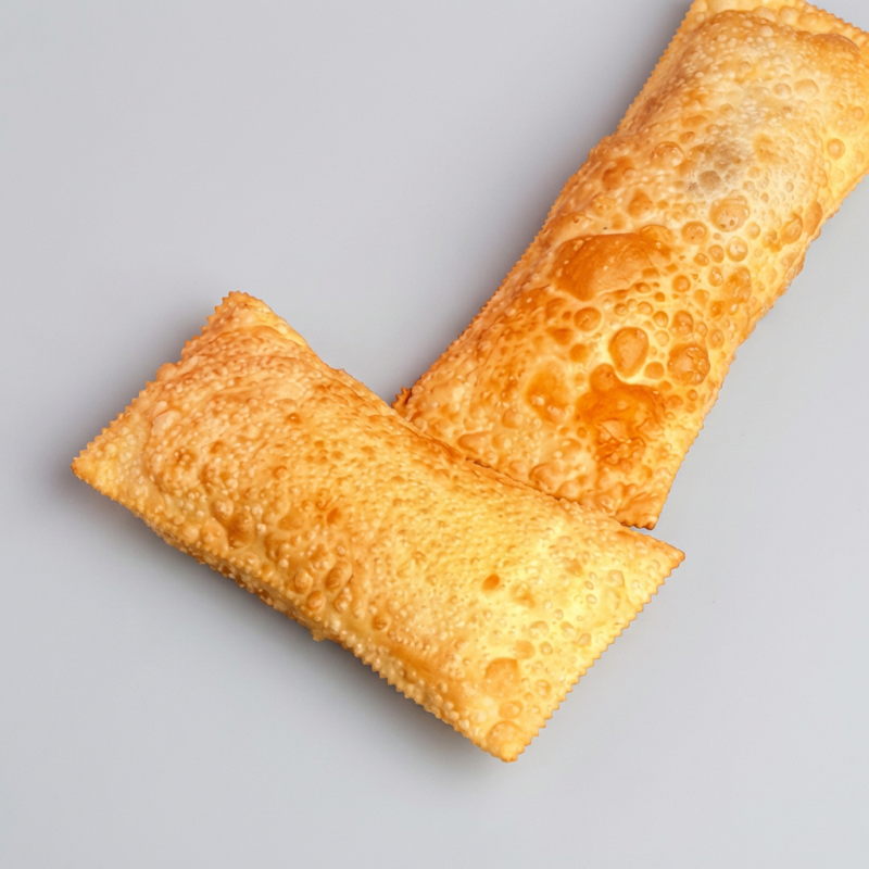 Massa artesanal ELITE, bastante recheio de queijo e presunto derretendo e com a massa bem crocante.
