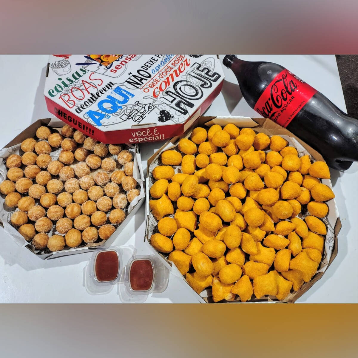 150 Salgados 20g + 80 mini Churros + 2 Refrigerante 2l